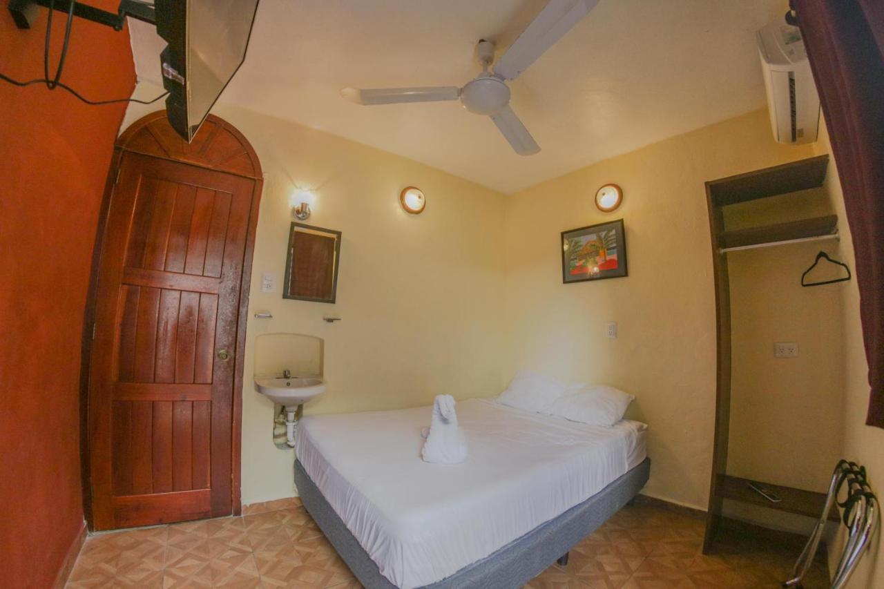Navieros Rooms Bacalar Buitenkant foto